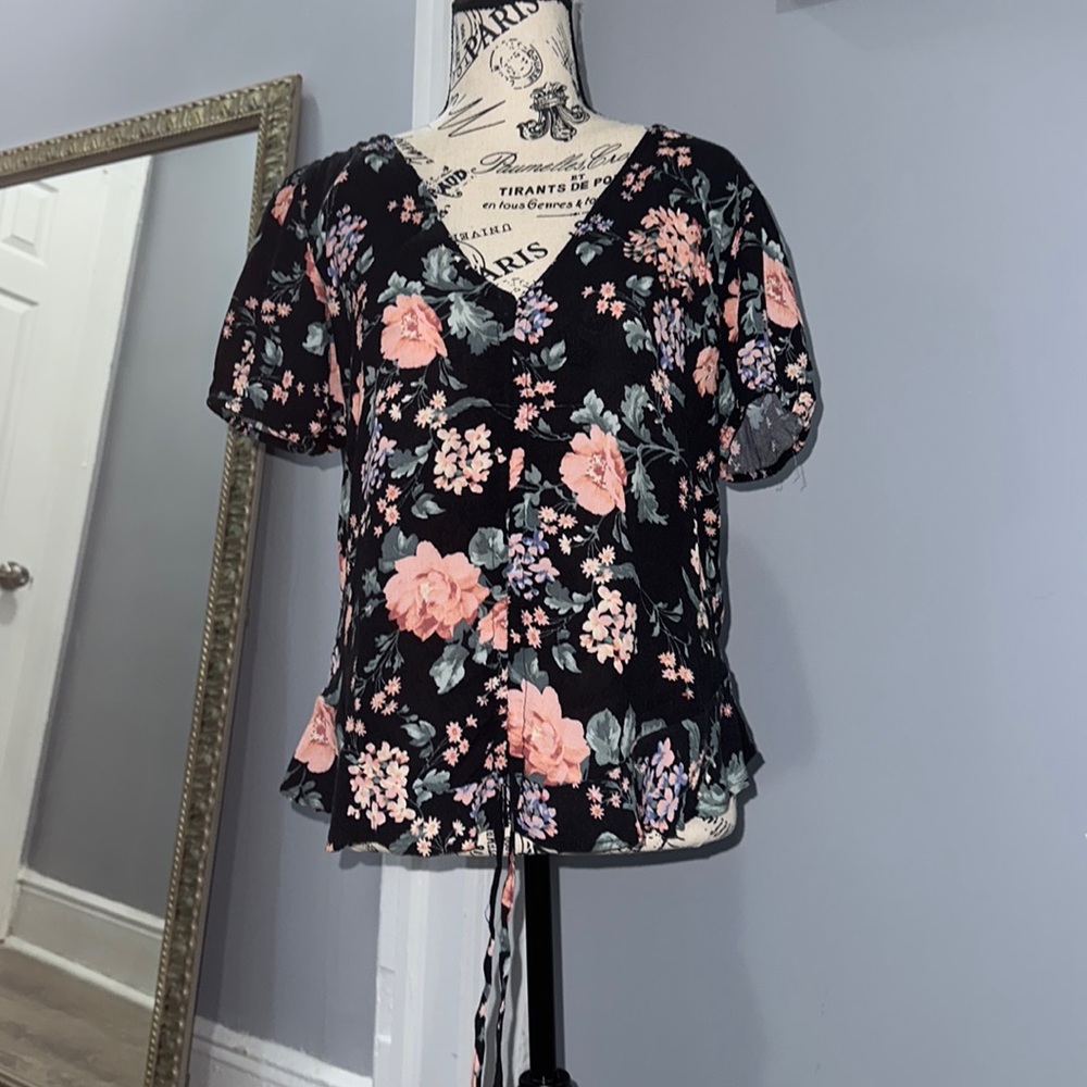 American Eagle Floral Front Tie Short Sleeve Blouse M